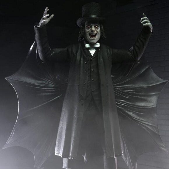 NECA - London After Midnight - Edward C. Burke 7" Ultimate Action Figure - Picture 2 of 8